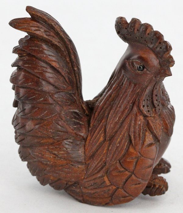 Handcarved Japenese Boxwood Netsuke: Excellent handcarved piece; 2"