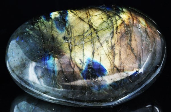 1335ct Hefty Labradorite Cabochon: Excellent large piece