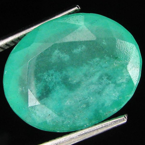 10.95ct Oval Cut Colombian Emerald: Excellent piece; well cut & colored; with treatment