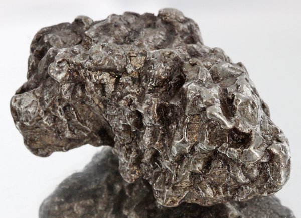 105gm Meteorite Campo Del Cielo Argentina: Scarce remnant of prehistoric (2000-4000bc) meteorite discovered in the 16th century; a main mass of 18 tons has been discovered along with a shower of smaller breakup fragments; cosmic age is young f