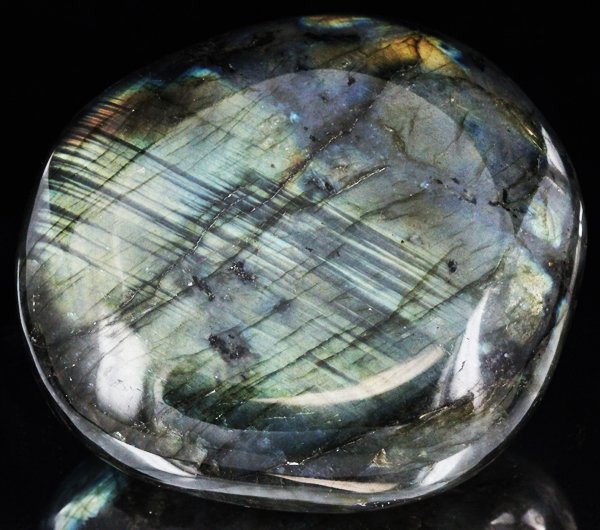 1190ct Hefty Labradorite Cabochon: Excellent large piece