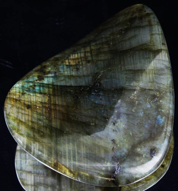 165ct Delicate Potato Chip Cut Labradorite Cabochon: Excellent expensive cut