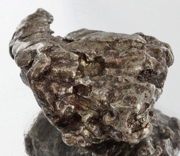 40gm Meteorite Campo Del Cielo Argentina: Scarce remnant of prehistoric (2000-4000bc) meteorite discovered in the 16th century; a main mass of 18 tons has been discovered along with a shower of smaller breakup fragments; cosmic age is young f