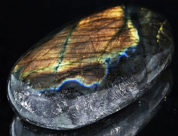 1375ct Hefty Labradorite Cabochon: Excellent large piece