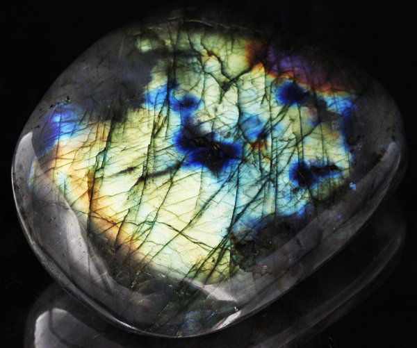 1020ct Hefty Labradorite Cabochon: Excellent large piece