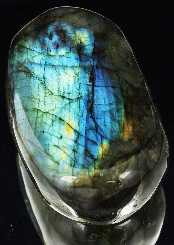 1043ct Hefty Labradorite Cabochon: Excellent large piece