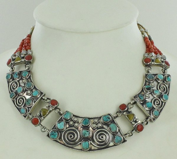 Heavy Tibet Coral Carnelian & Turquoise Necklace: Excellent handcrafted piece