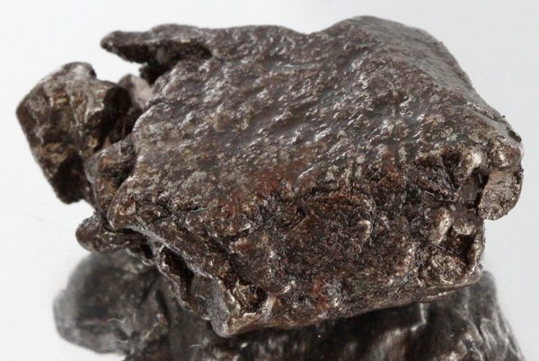 41gm Meteorite Campo Del Cielo Argentina: Scarce remnant of prehistoric (2000-4000bc) meteorite discovered in the 16th century; a main mass of 18 tons has been discovered along with a shower of smaller breakup fragments; cosmic age is young f