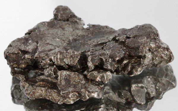 33gm Meteorite Campo Del Cielo Argentina: Scarce remnant of prehistoric (2000-4000bc) meteorite discovered in the 16th century; a main mass of 18 tons has been discovered along with a shower of smaller breakup fragments; cosmic age is young f