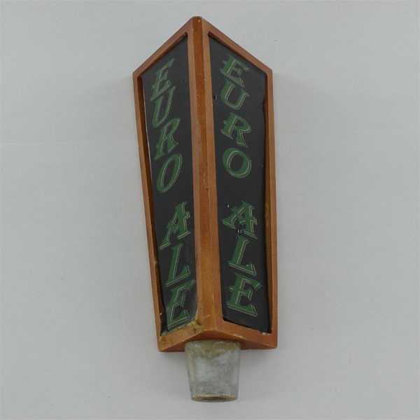 Vintage Collectible Beer Tap Handle: Vintage collectible piece 10.5"