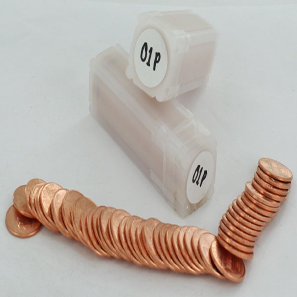 2001 Unsearched Estate Hoard BU Cent 3 Rolls of 50: 3 Unsearched estate Rolls of 50 BU with multiple hi-grade GEM potential; just one MS69 = $650