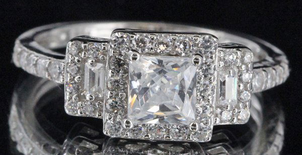 13.35twc Diamond Simulant White Gold Vermeil Ring (1 of 2)