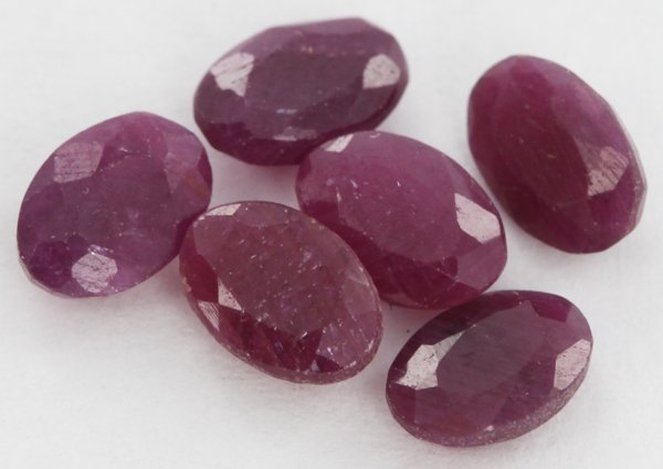 3.7ct Red Ruby Parcel (1 of 1)