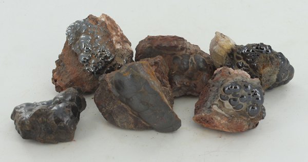 579g Volcanic Iron Hematite Mineral Specimen: Better quality specimen