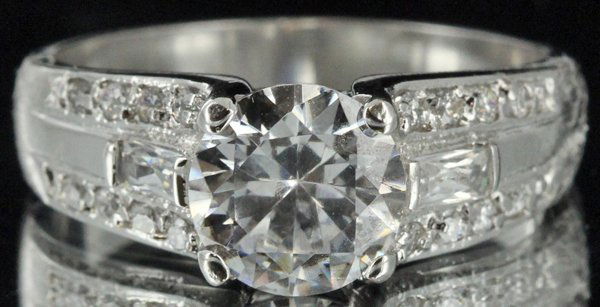 29.1twc Diamond Simulant White Gold Vermeil Ring (1 of 2)