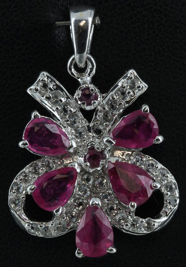 32twc Ruby Gold Vermeil  Pendant (1 of 1)