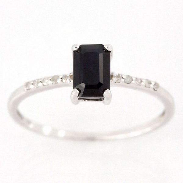 .65ct Black Sapphire 10 Diamond 9k Wht Gold Ring (1 of 1)