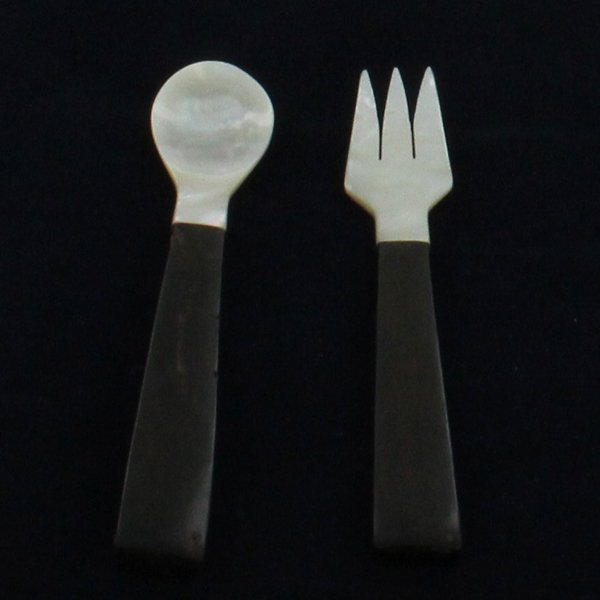 Mother of Pearl Black Ebony Wood Fork Spoon set: Well crafted new 2 pc fork and spoon set; 5.5" each