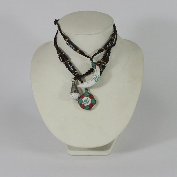 3 New Handcarved Shell Necklace Choker Pendants (1 of 1)