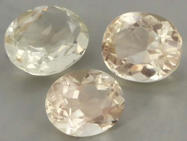 5.5ct Clear Champagne Sunstone Parcel: Excellent Parcel; with customary treatment