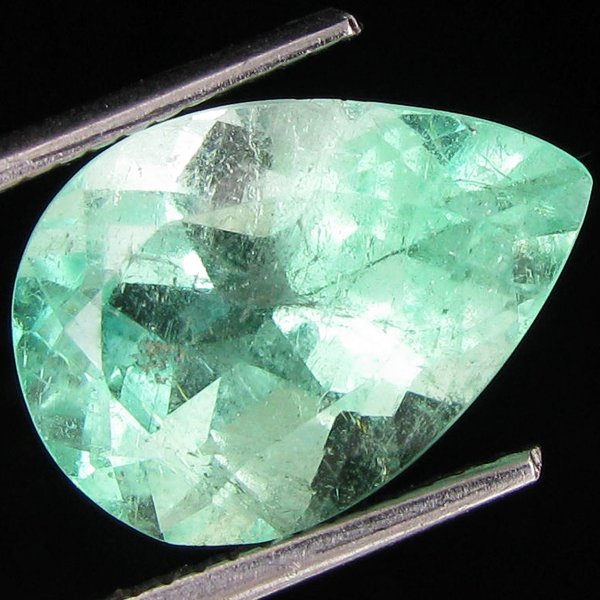4.86ct Natural Colombian Neon Mint Green Emerald: Excellent piece; well cut & colored; with treatment