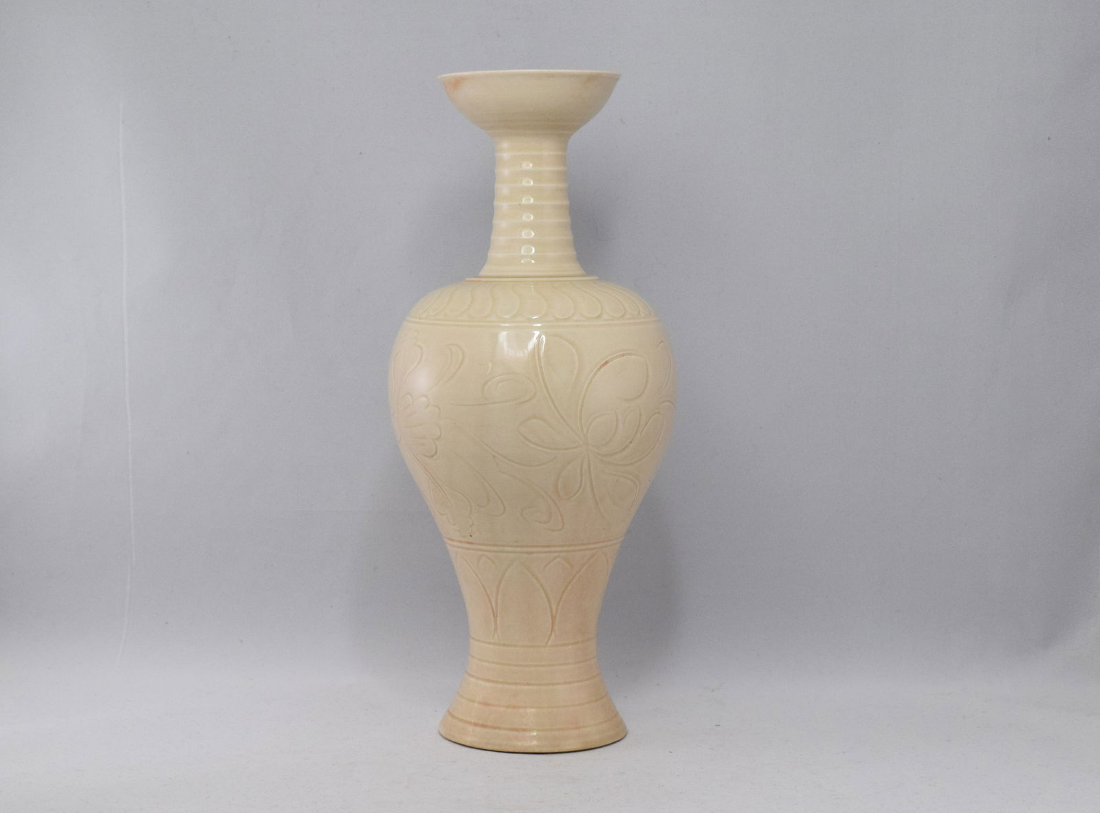 A Ding Ware White Porcelain Vase (1 of 10)