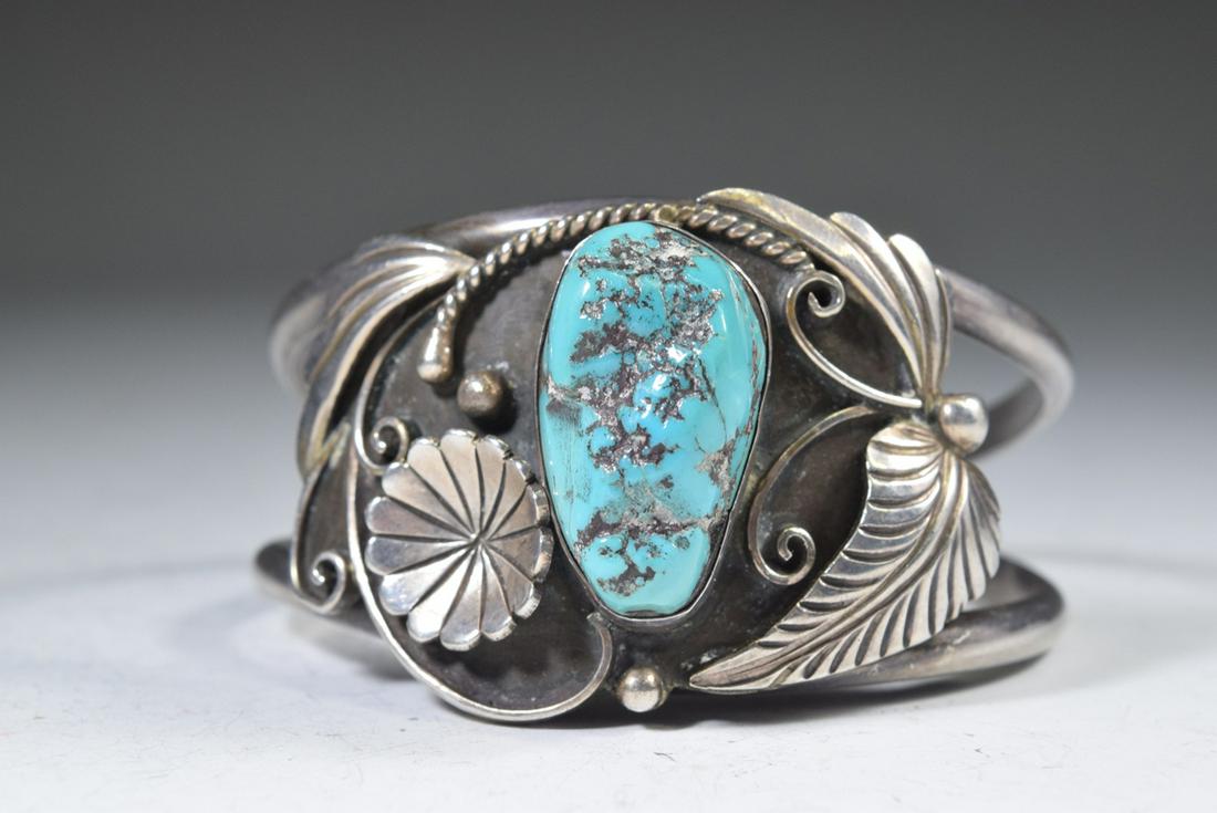 Navajo Sterling Silver Turquoise Cuff (1 of 8)
