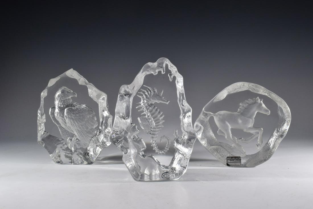 Three Artist Signed Mats Jonasson Animal Crystal Display (1 of 8)