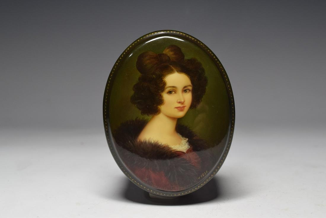 Hand Drawing Russia Style Beautiful Lady Lacquer Box (1 of 7)