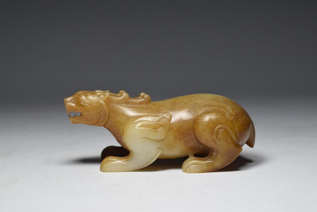 Jade Beast Figure Ornament (1 of 6)