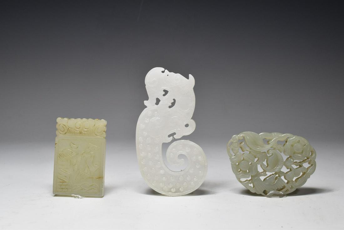 Group of Three Jade Pendant (1 of 6)