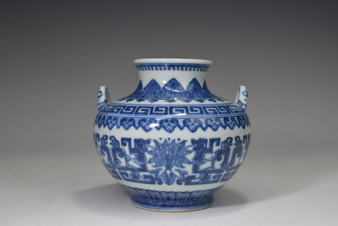 Blue and White Flower with Dragon Pattern Porcelain Small Vase (1 of 8)