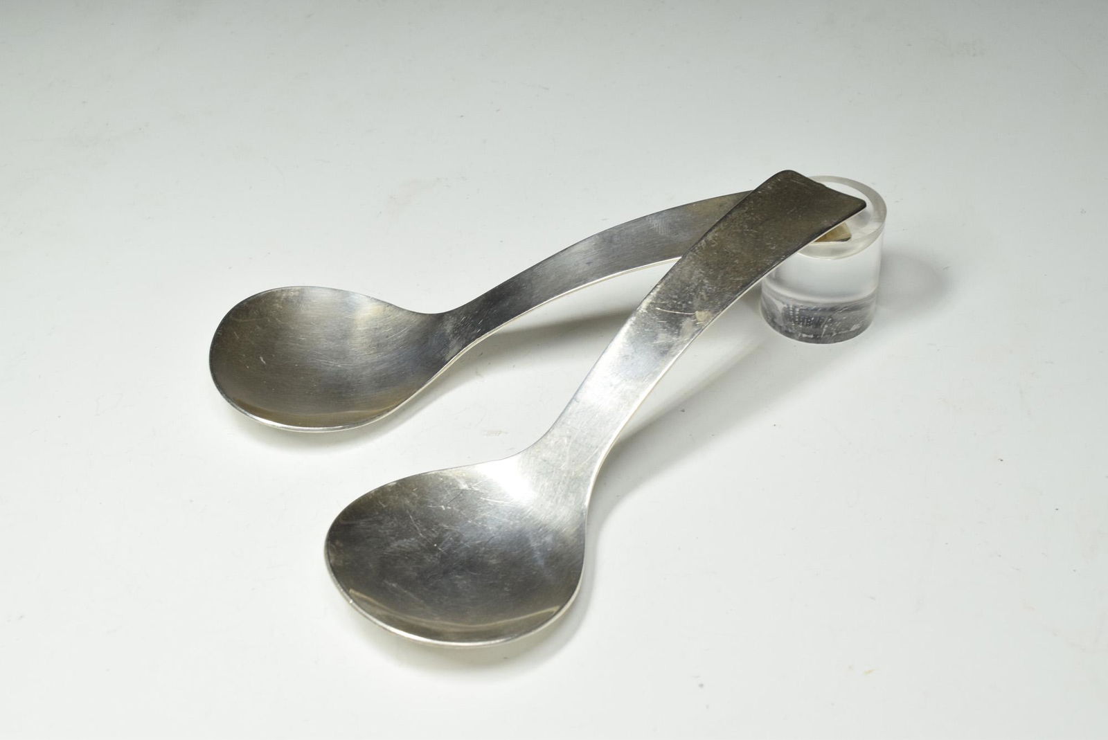 Pair of Modernist ALLAN ADLER Sterling Silver Spoon: Pair of Modernist ALLAN ADLER Sterling Silver Spoon (5.25 x 1.8 inches, 66 grams weight)