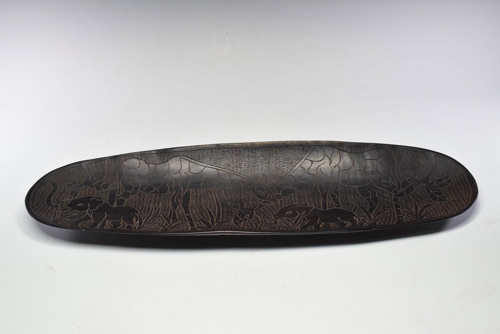 Round Oval African Animal Pattern Plate (1 of 5)