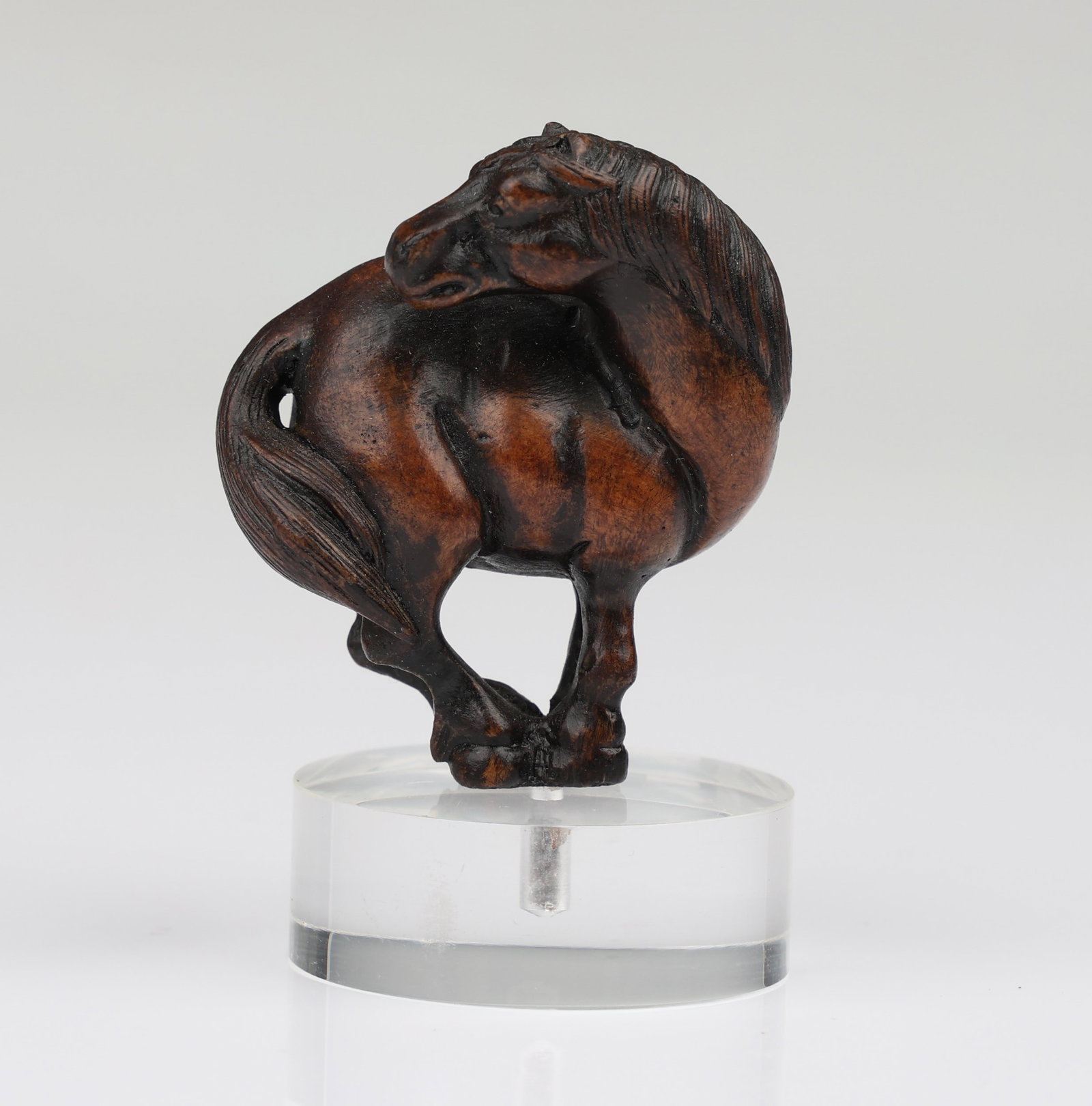 Netsuke Of Horse Japan: Netsuke Of Horse Japan ( 4.5 cm x 4 cm x 1.8 cm without base )