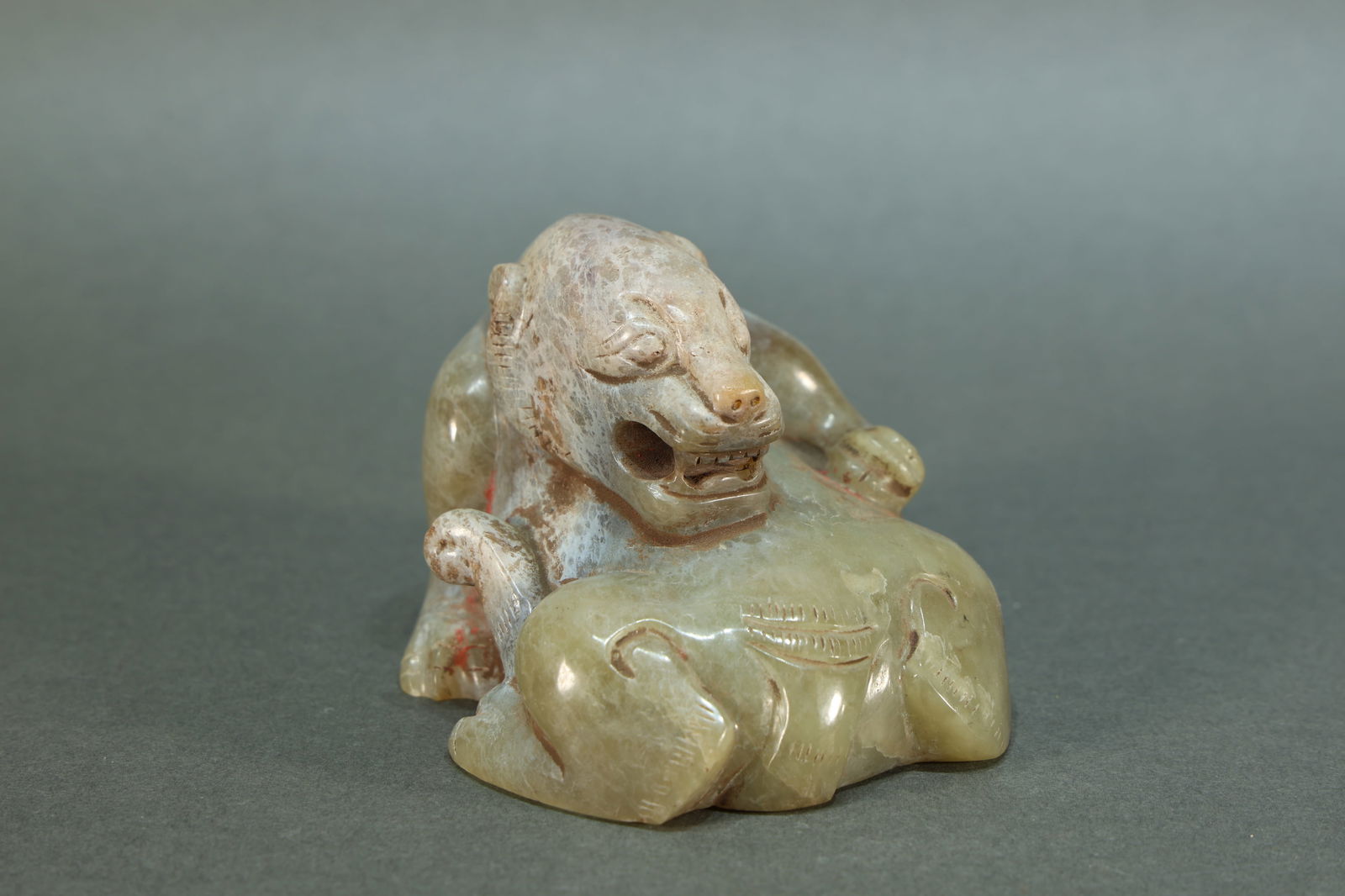 Jade Bear Figure (1 of 5)