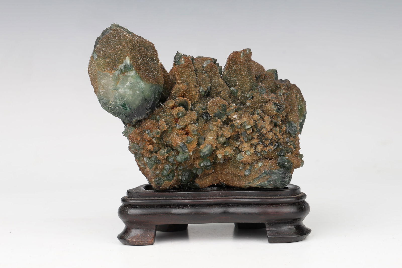 Green Crystals Mine Stone Display Ornament (1 of 7)