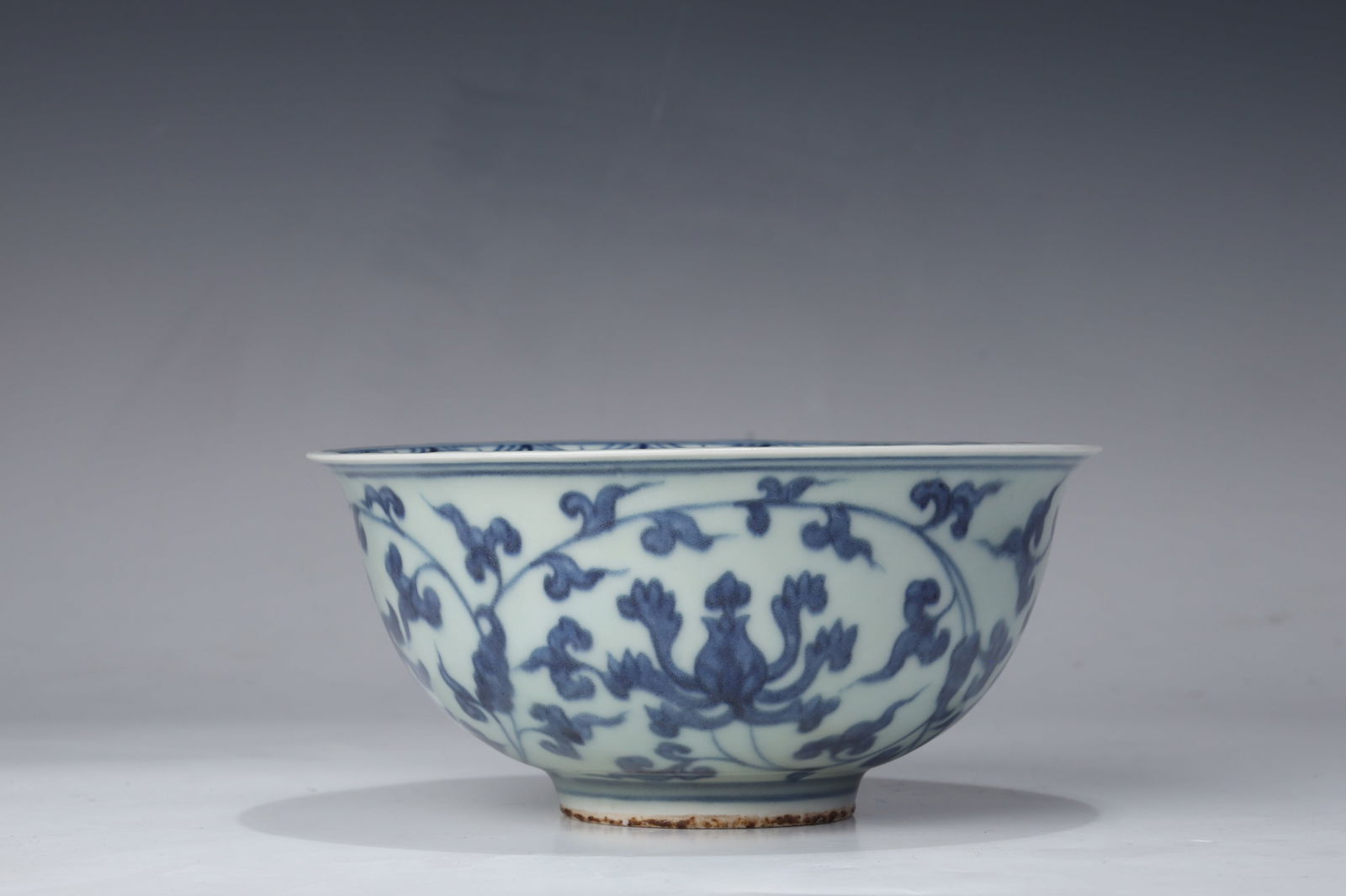 Blue and White Flower Pattern Porcelain Bowl (1 of 7)