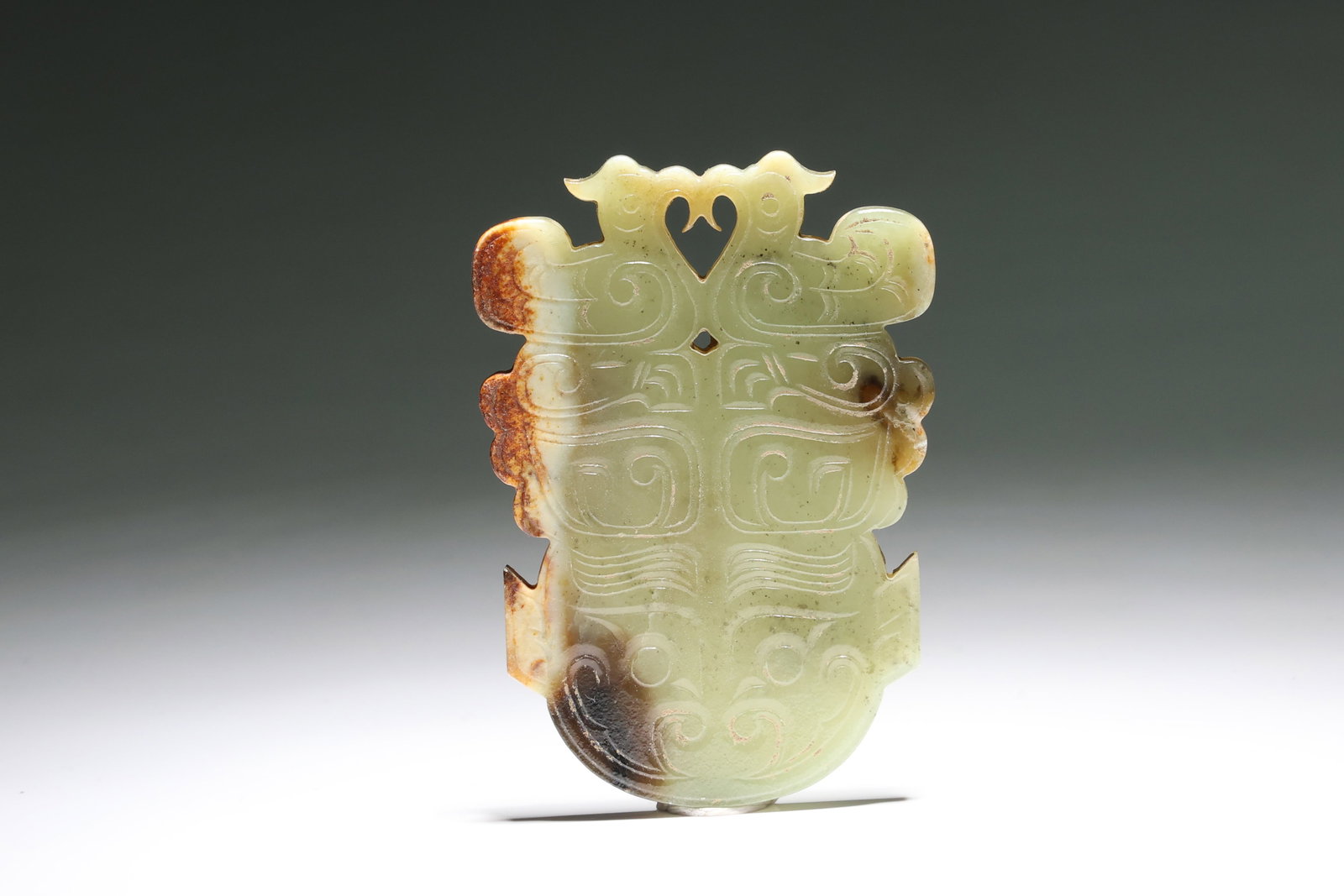 Jade Beast Face with Bird Pattern Flake (1 of 6)