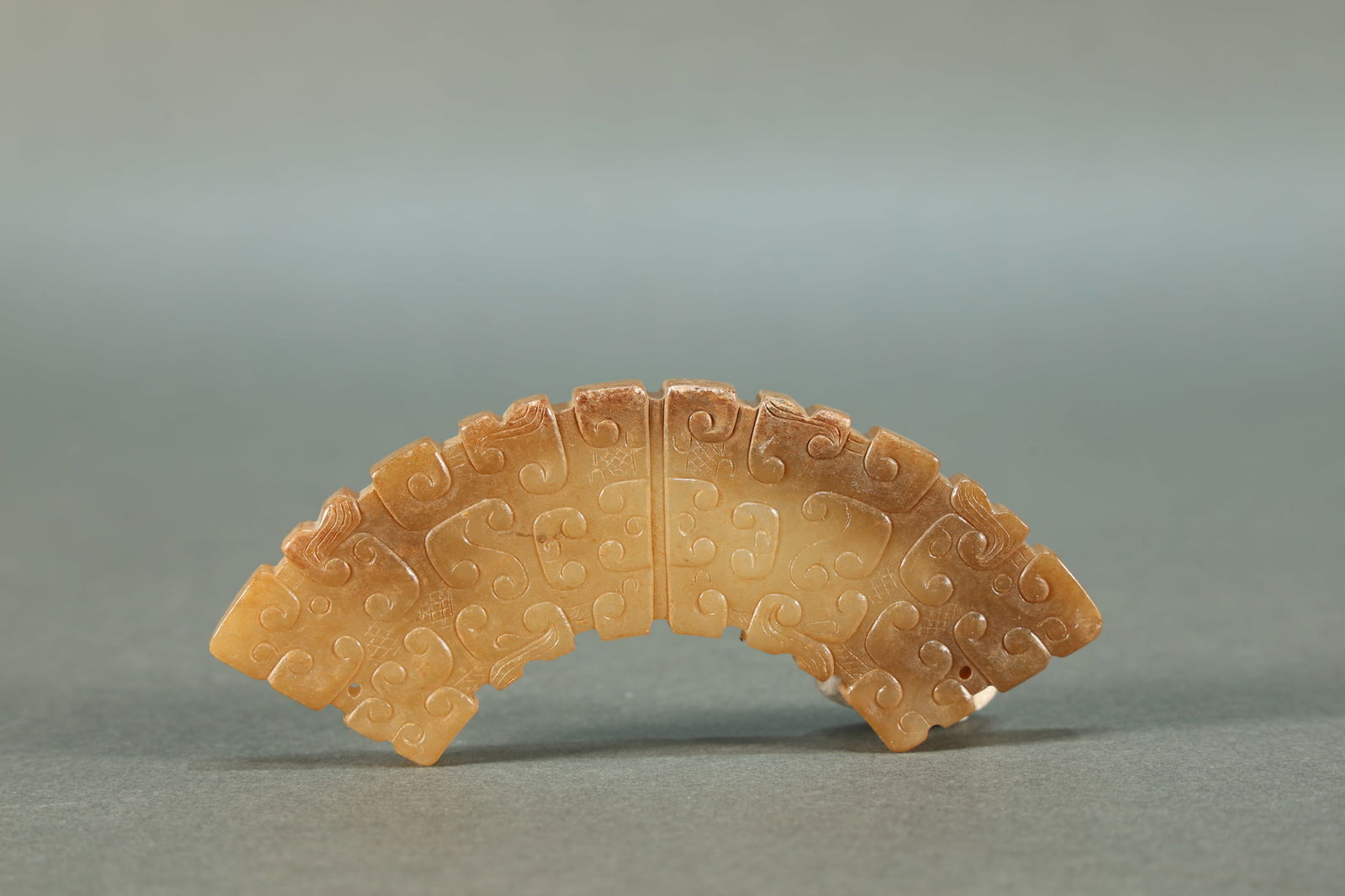 Jade Carved Cloud Pattern Huang (1 of 4)