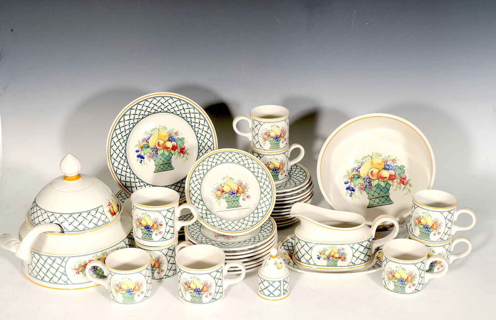 Villeroy & Boch Basket China