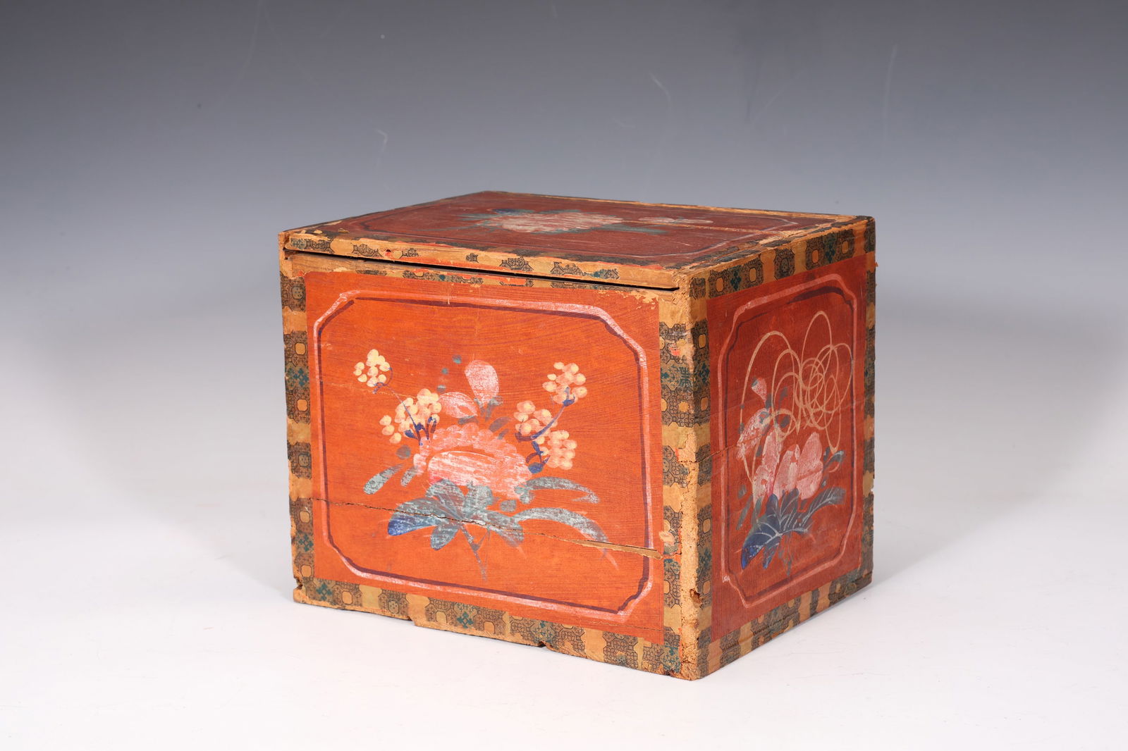 Chinese Hand Painted Small Wooden Box (1 of 7)