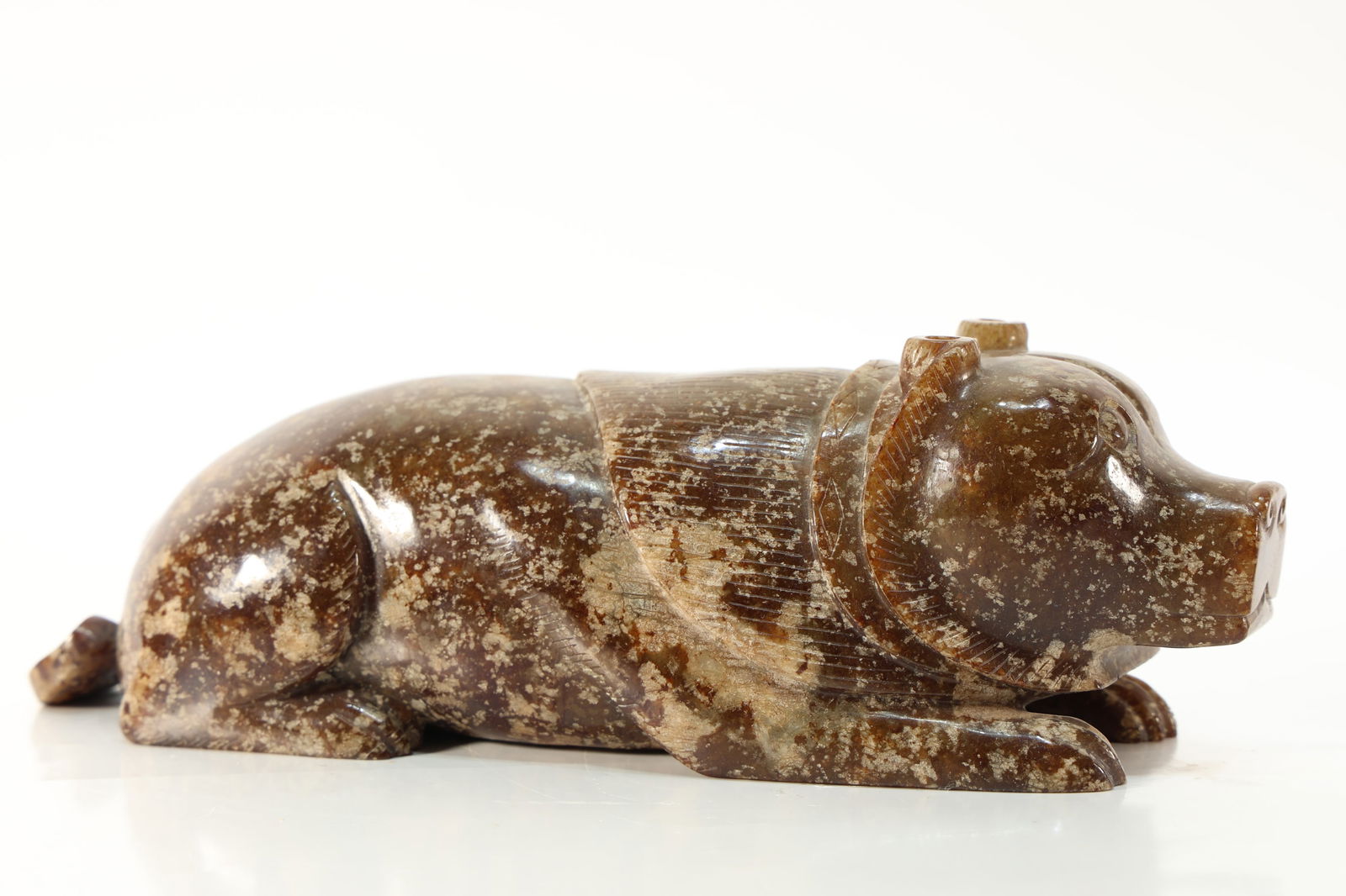 Jade Carved Bear Ornament (1 of 8)