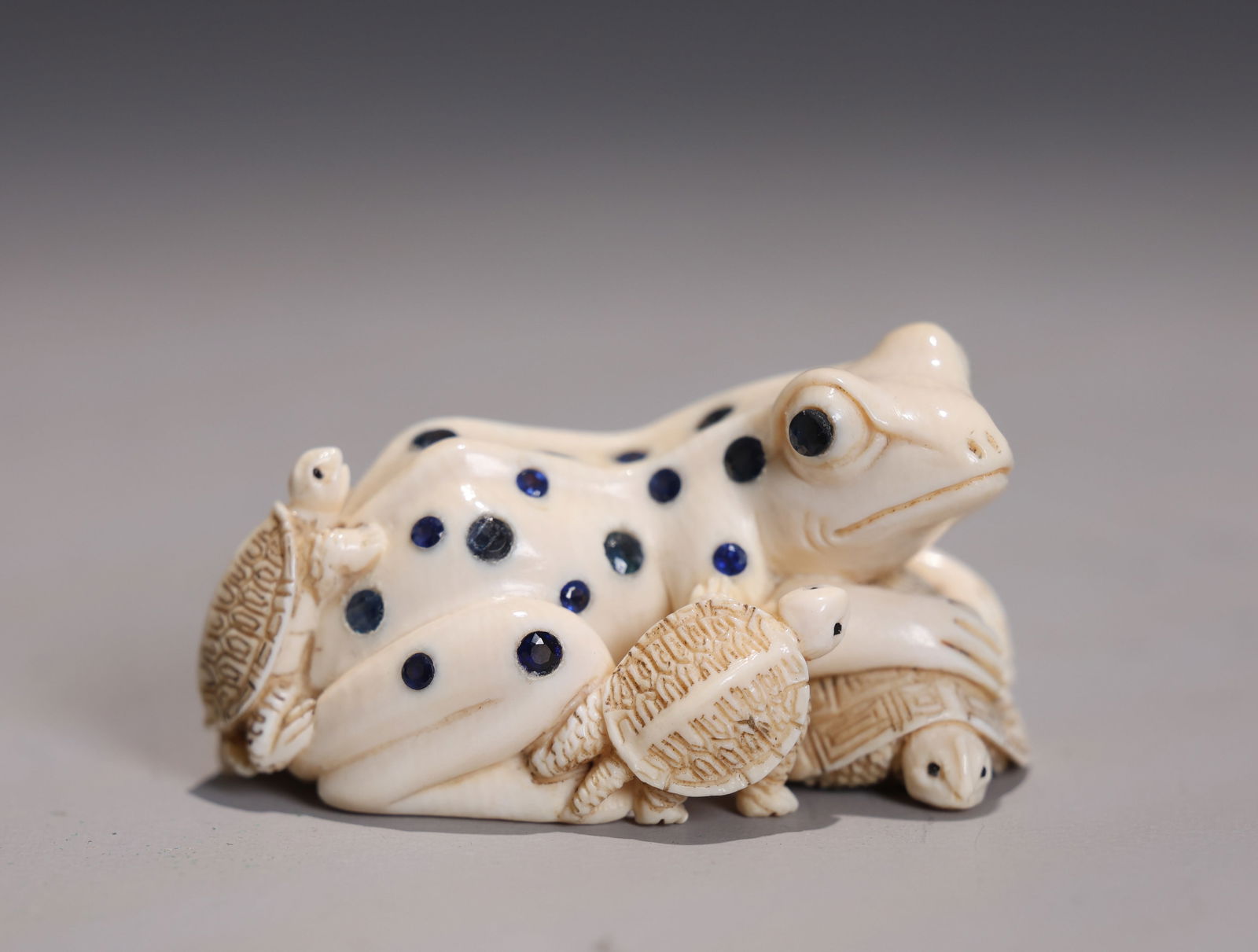 A Japanese Carved Netsuke Of Turtles Shappires Stone With Frog Figurines (1 of 6)