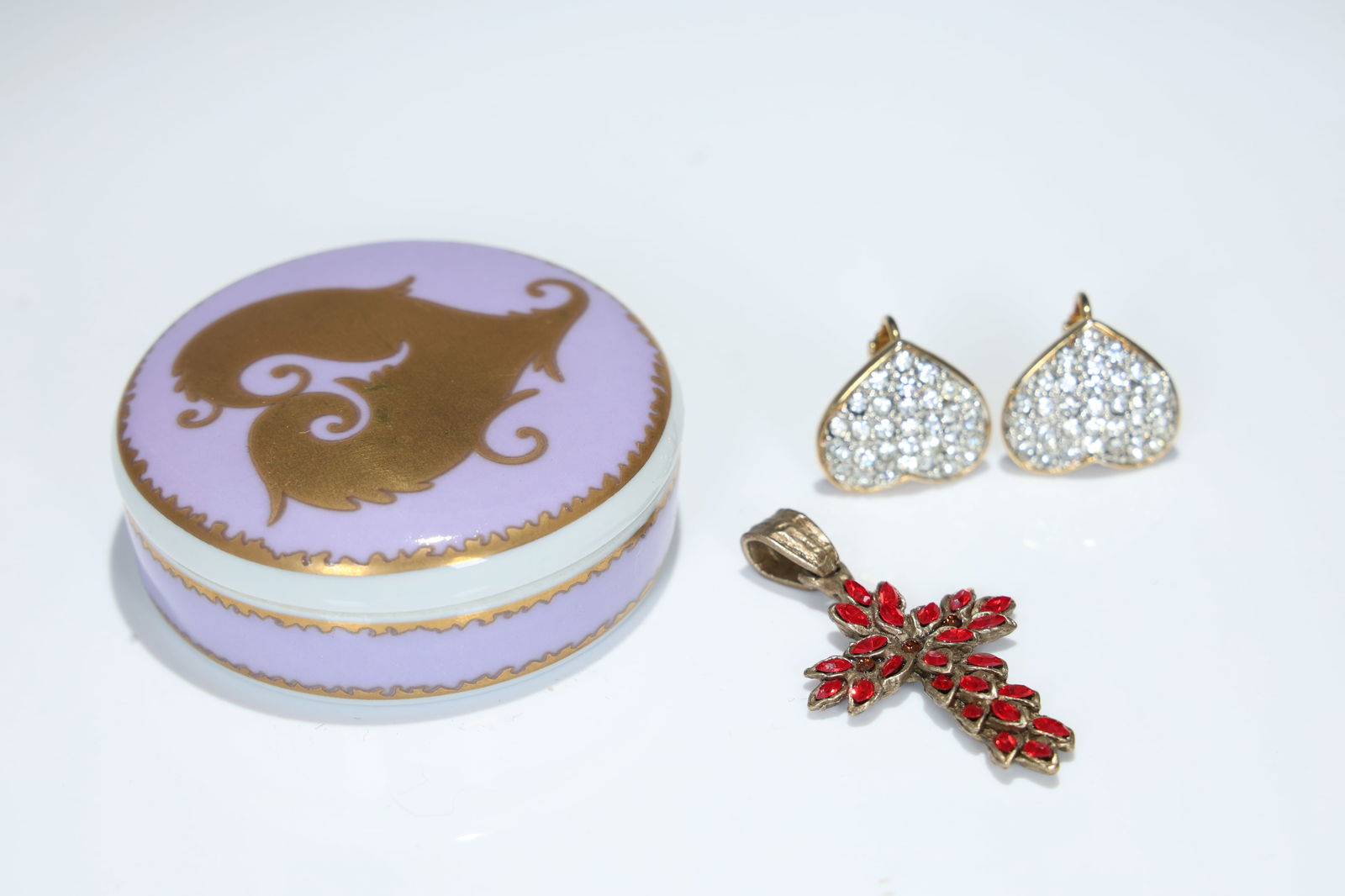 Christian Lacroix Trinket Box With Crystal Cross Pendant And Earrings (1 of 7)