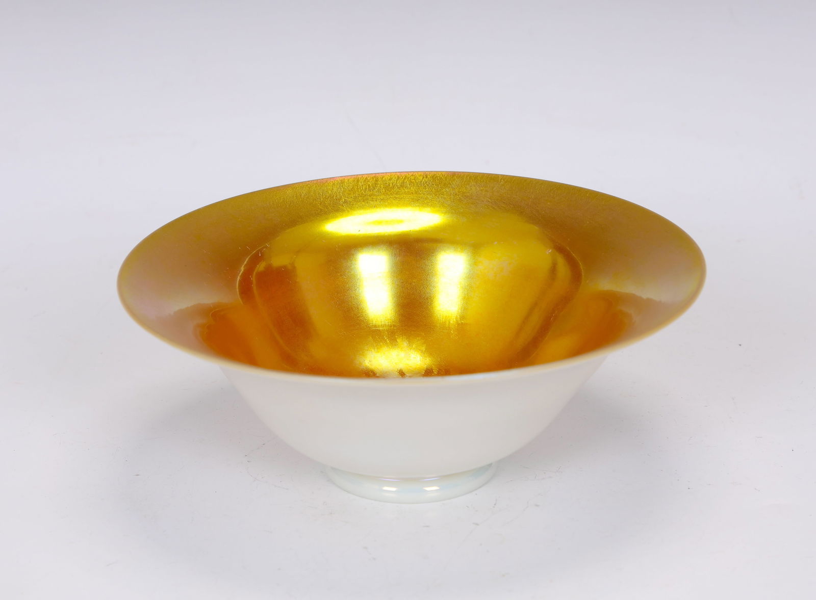 Steuben Style Glass Gold Aurene On Calcite Bowl (1 of 7)