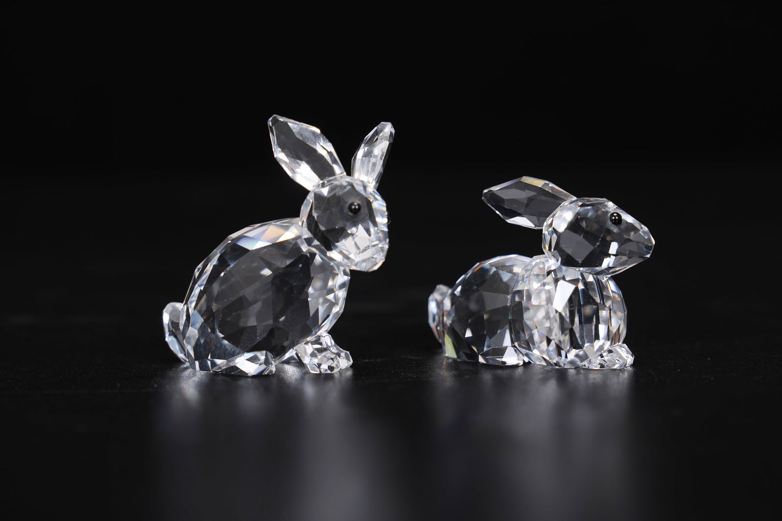 2 Of Swarovski Crystal Rabbit Bunny Figurines (1 of 6)