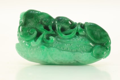 Jadeite Carved Cabbage Shape Ornament