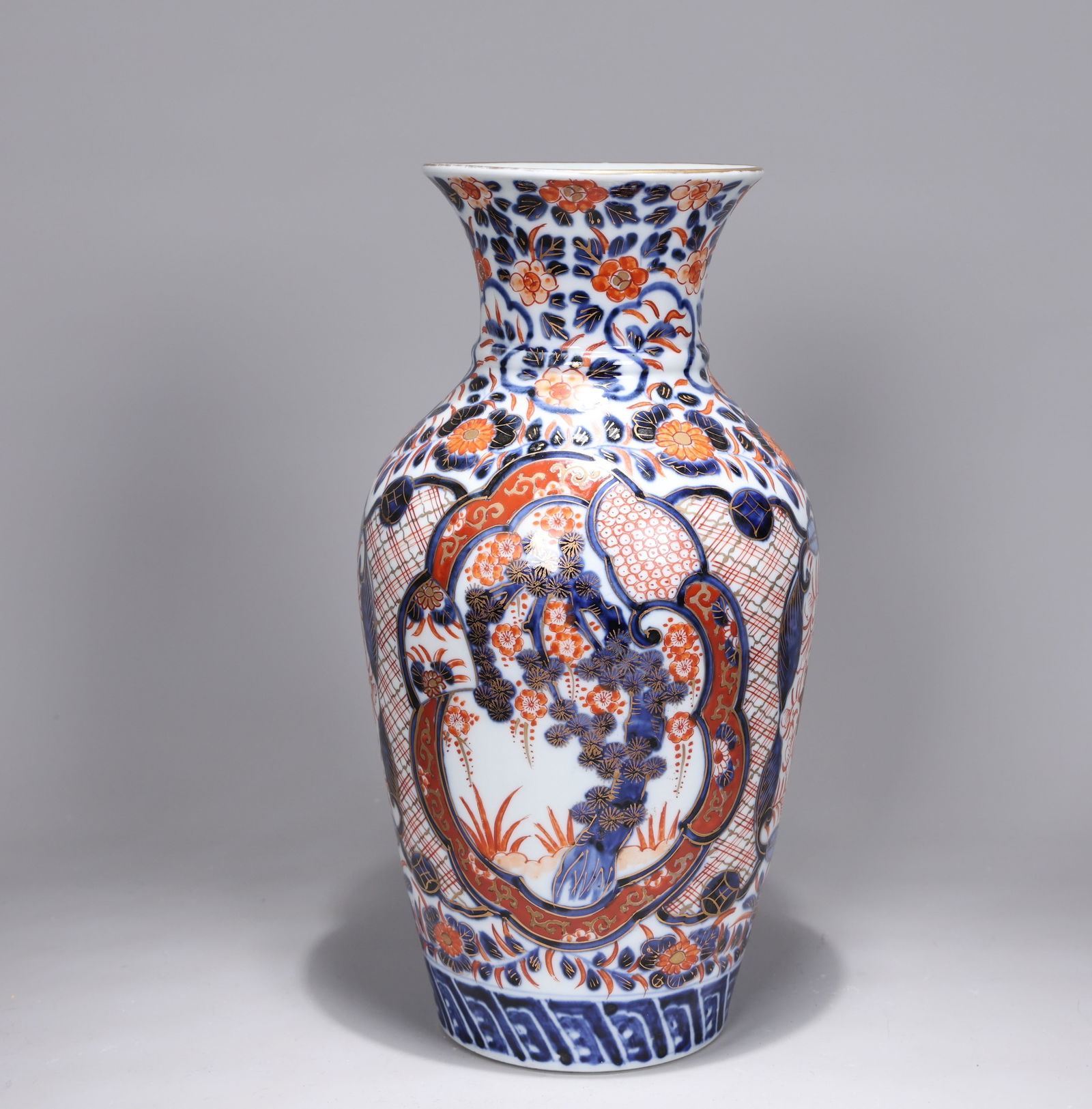 Japanese Imari Porcelain Vase (1 of 8)