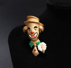 Vintage Danecraft Gold Tone Clown Enamel Pin Brooch